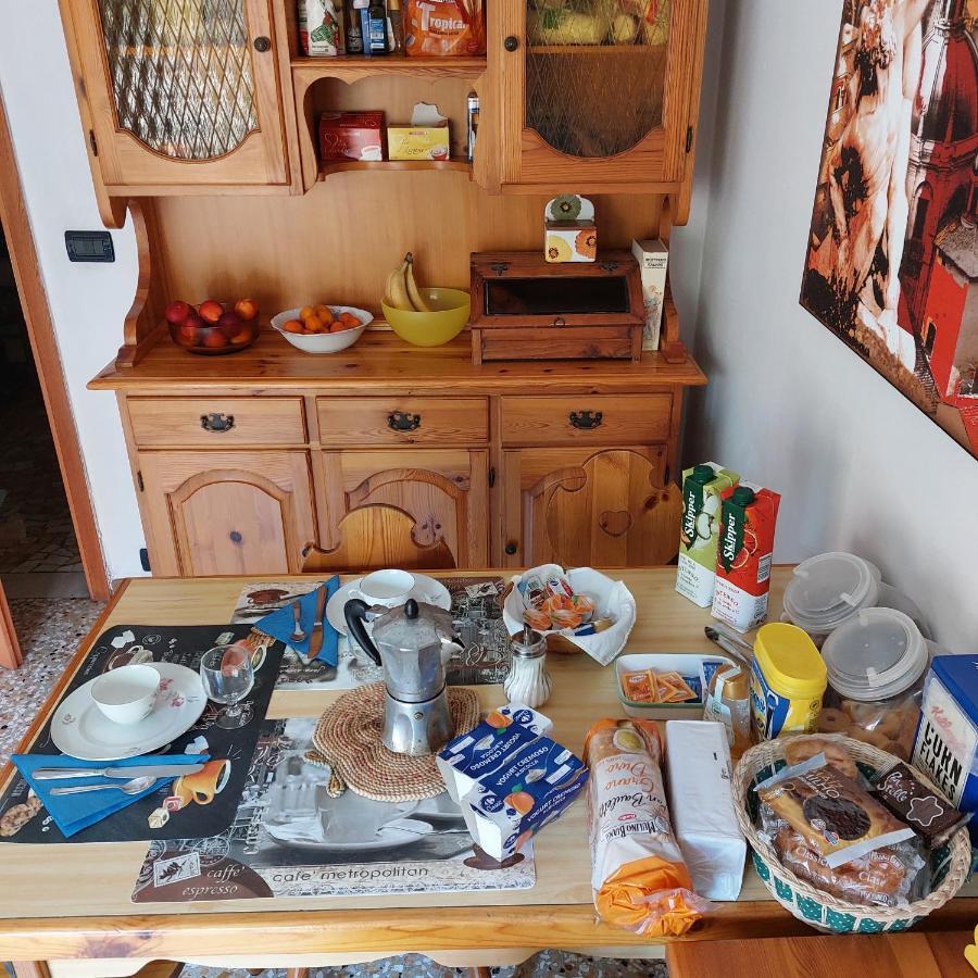 Bed And Breakfast Arcobaleno Bologna Exterior foto